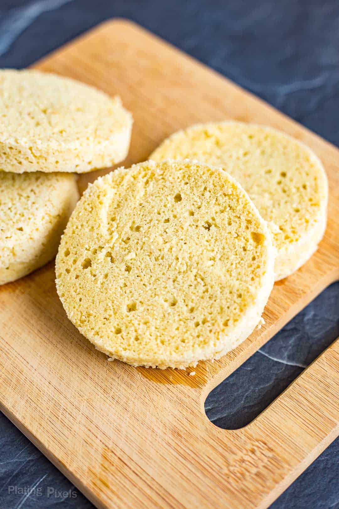 Low Carb English Muffin (In 1 Minute!) - Low Carb Yum